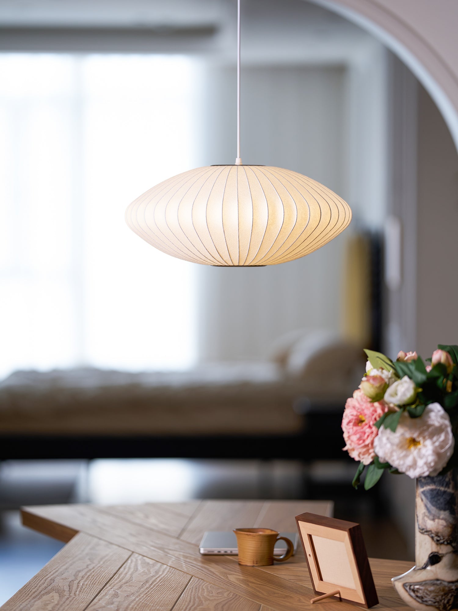 Bubble Silk Pendant Light 19.7 in White Ceiling Dining Room Modern Hanging Lamp | Thomler