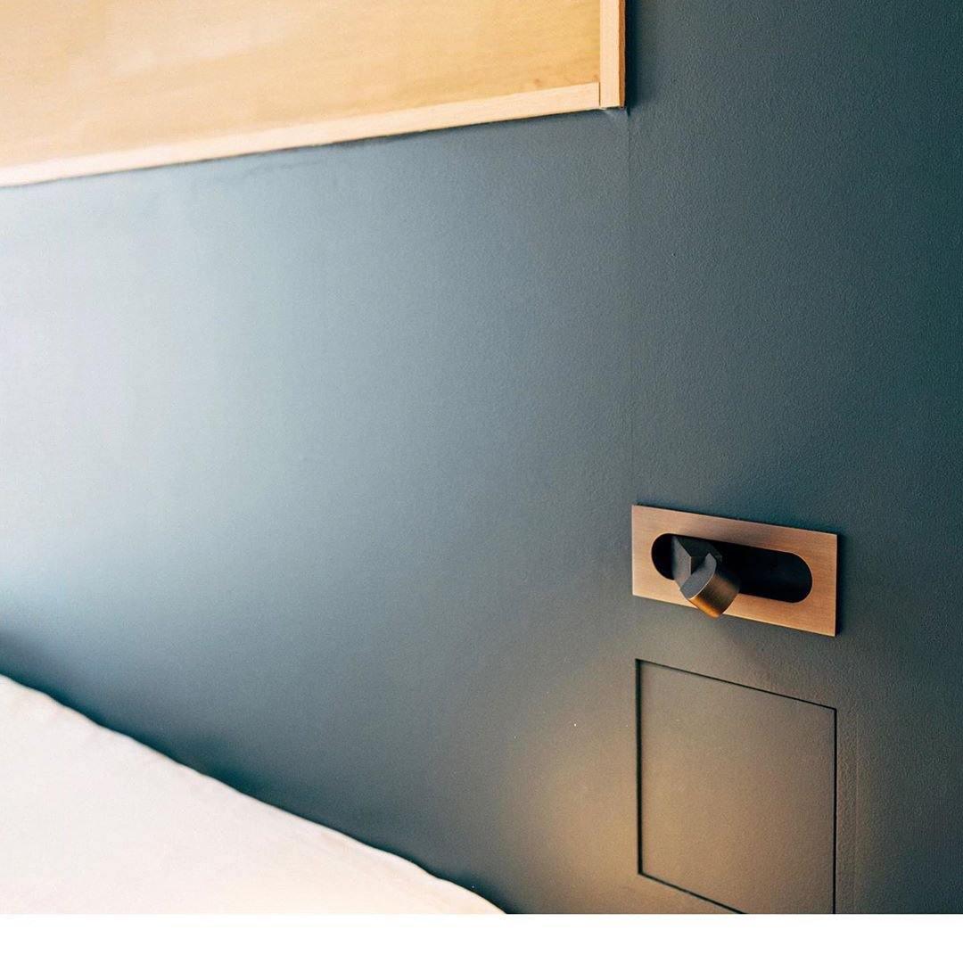 Adjustable LED Bedside Reading Light Wall Mount with Push Button Control – Space-Saving Swing Arm Design in Multiple Finishes | Thomler