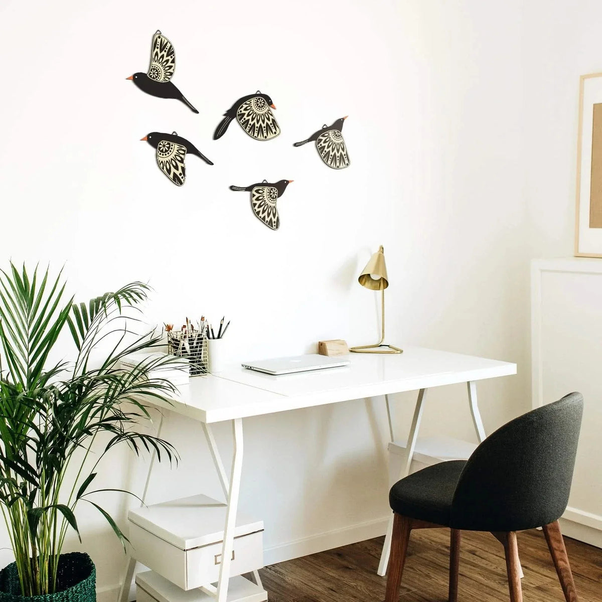 Carved Wooden Birds Wall Art Set of 5 – Folk-Inspired 3D Sculptural Decor for Living Room, Bedroom & Entryway | Thomler