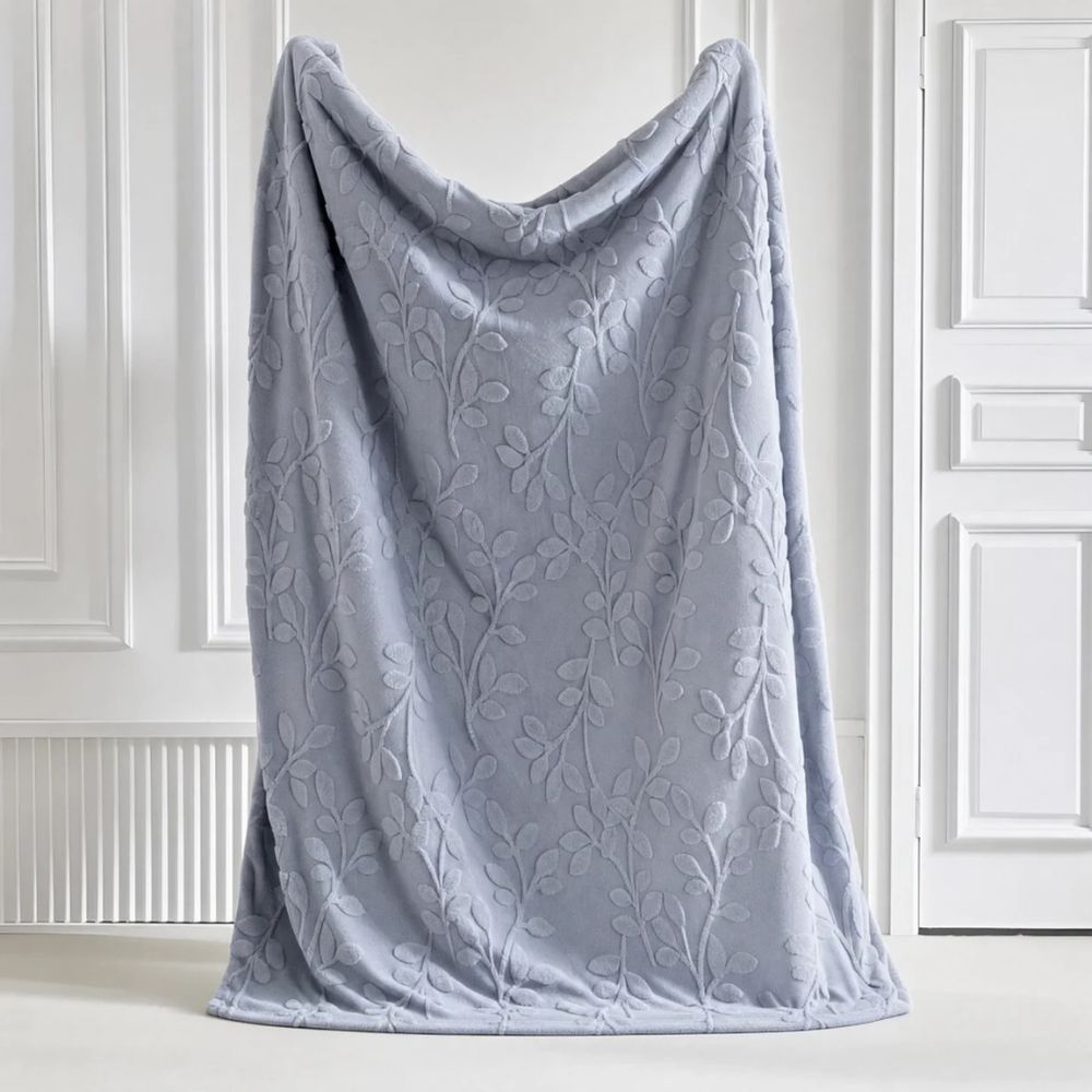 Reversible Sherpa Throw Blanket with Jacquard Botanical Pattern for Couch & Bed | Thomler