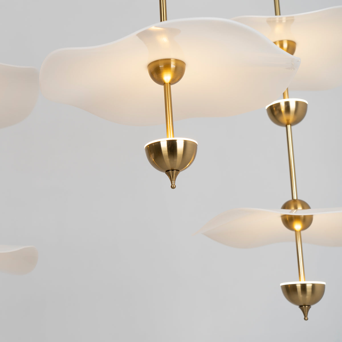 Ceiling Light Metal Acrylic 23.6 in x 27.5 in Gold Indoor Dining Room Living Room Modern Pendant Lamp | Thomler
