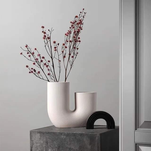 Curved Ceramic Vase for Table & Desk - Scandinavian Style Centerpiece - Modern Arch Design for Living Room & Office Decor - Geometric Home | Thomler