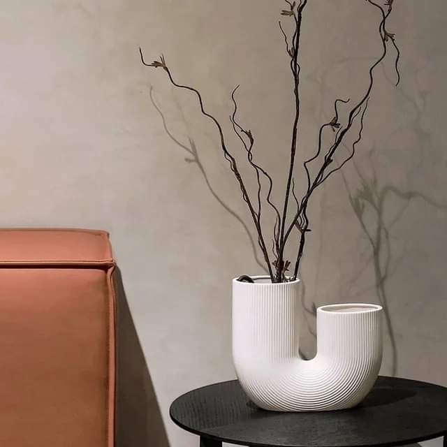 Curved Ceramic Vase for Table & Desk - Scandinavian Style Centerpiece - Modern Arch Design for Living Room & Office Decor - Geometric Home | Thomler