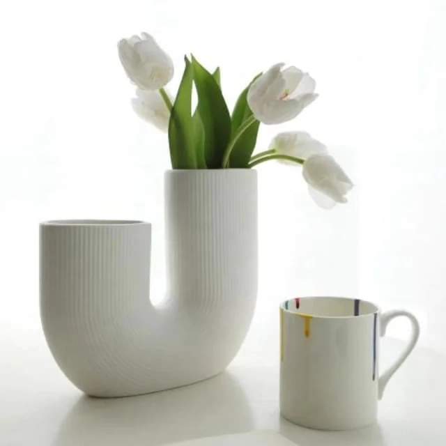 Curved Ceramic Vase for Table & Desk - Scandinavian Style Centerpiece - Modern Arch Design for Living Room & Office Decor - Geometric Home | Thomler