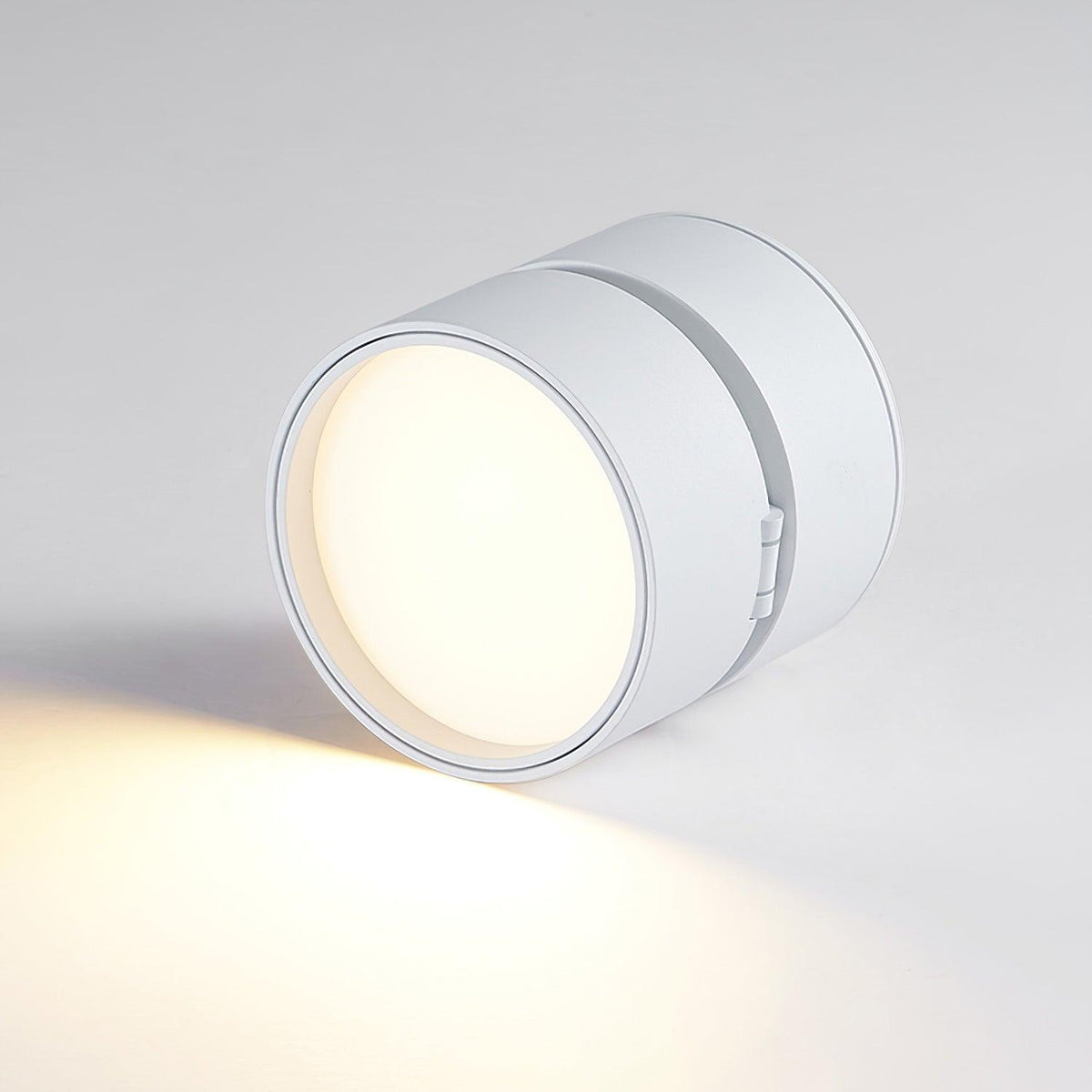 Adjustable LED Ceiling Spotlight in Minimalist Scandinavian Style – Directional Accent Light for Living Room, Gallery, Hallway & Modern | Thomler