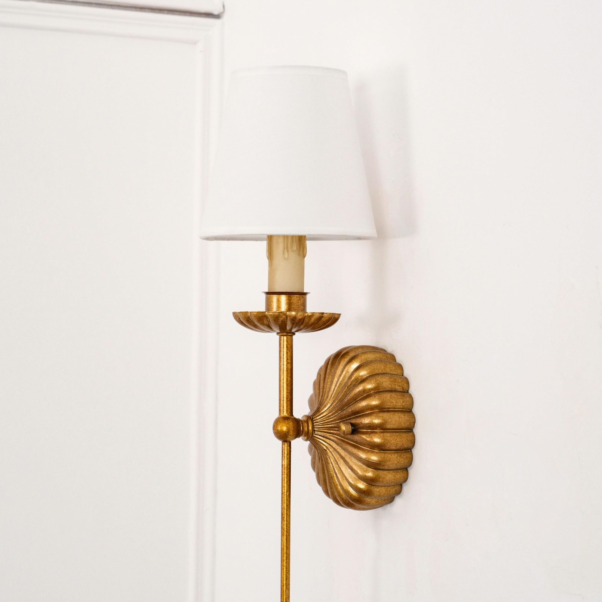 Wall Lamp Metal Fabric Shade 15W Antique Gold Bedroom Hallway Sconce Classic Modern Lighting Fixture | Thomler
