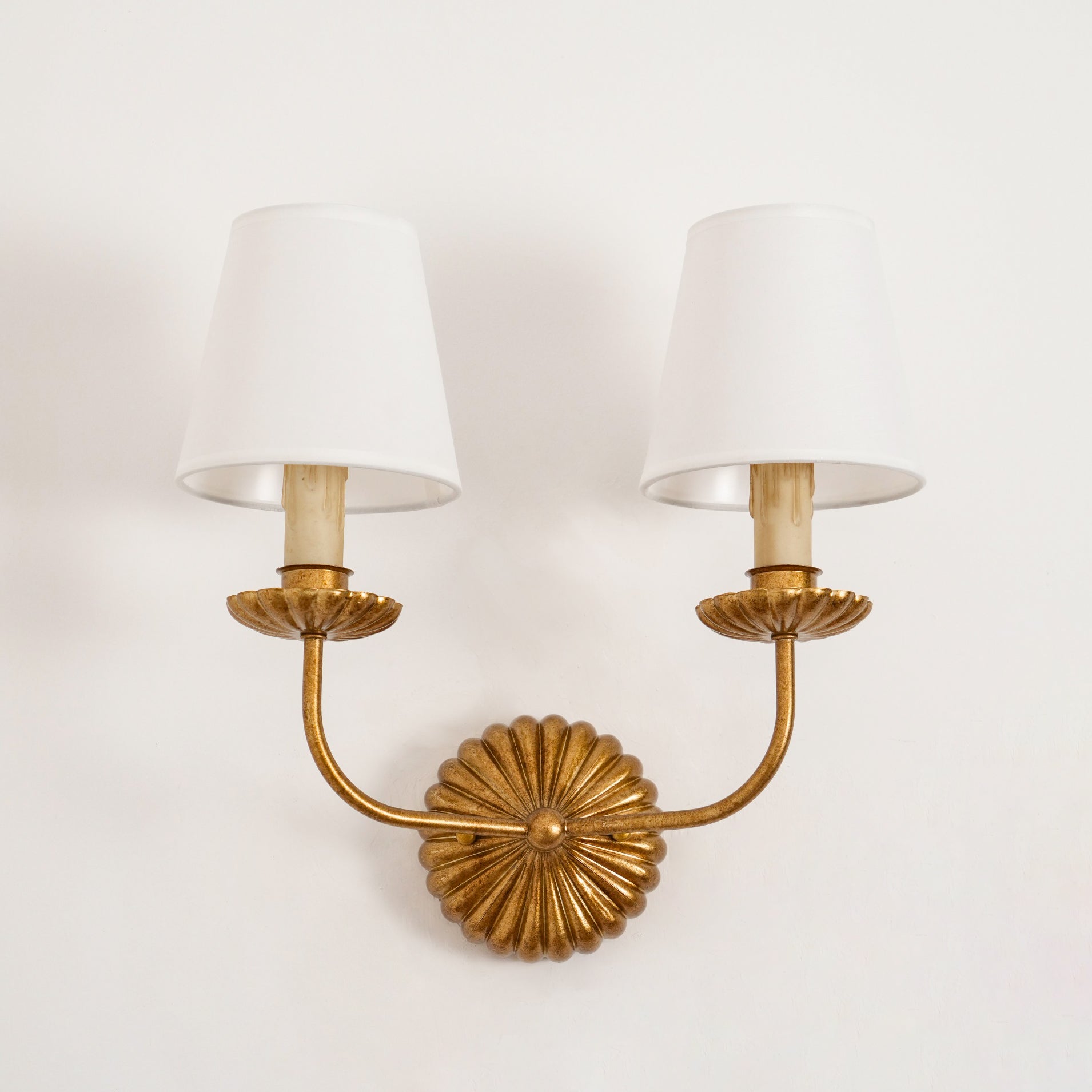 Wall Lamp Metal Fabric Shade 15W Antique Gold Bedroom Hallway Sconce Classic Modern Lighting Fixture | Thomler