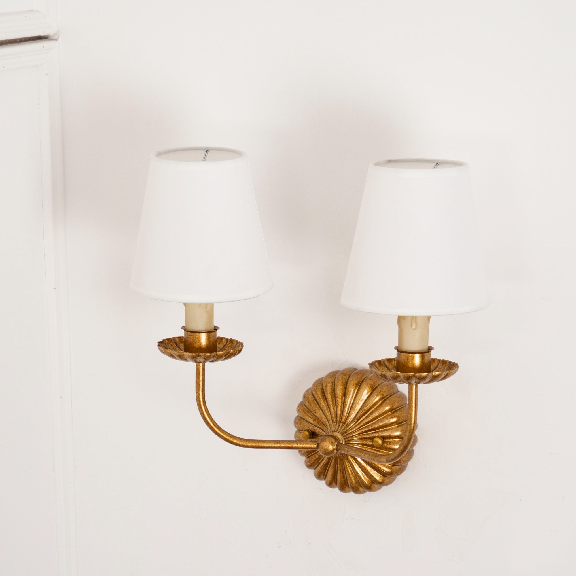 Wall Lamp Metal Fabric Shade 15W Antique Gold Bedroom Hallway Sconce Classic Modern Lighting Fixture | Thomler