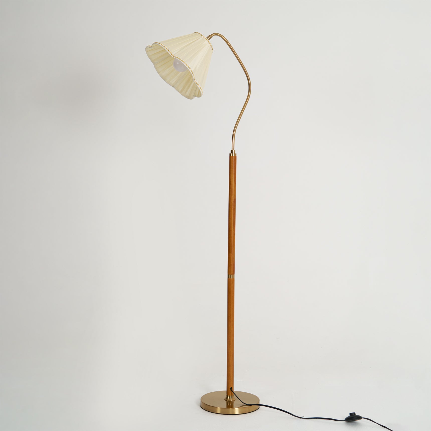 Floor Lamp Fabric Flower Shade 61.8 in Cream Living Room Bedroom Standing Light Elegant Decorative Lighting | Thomler
