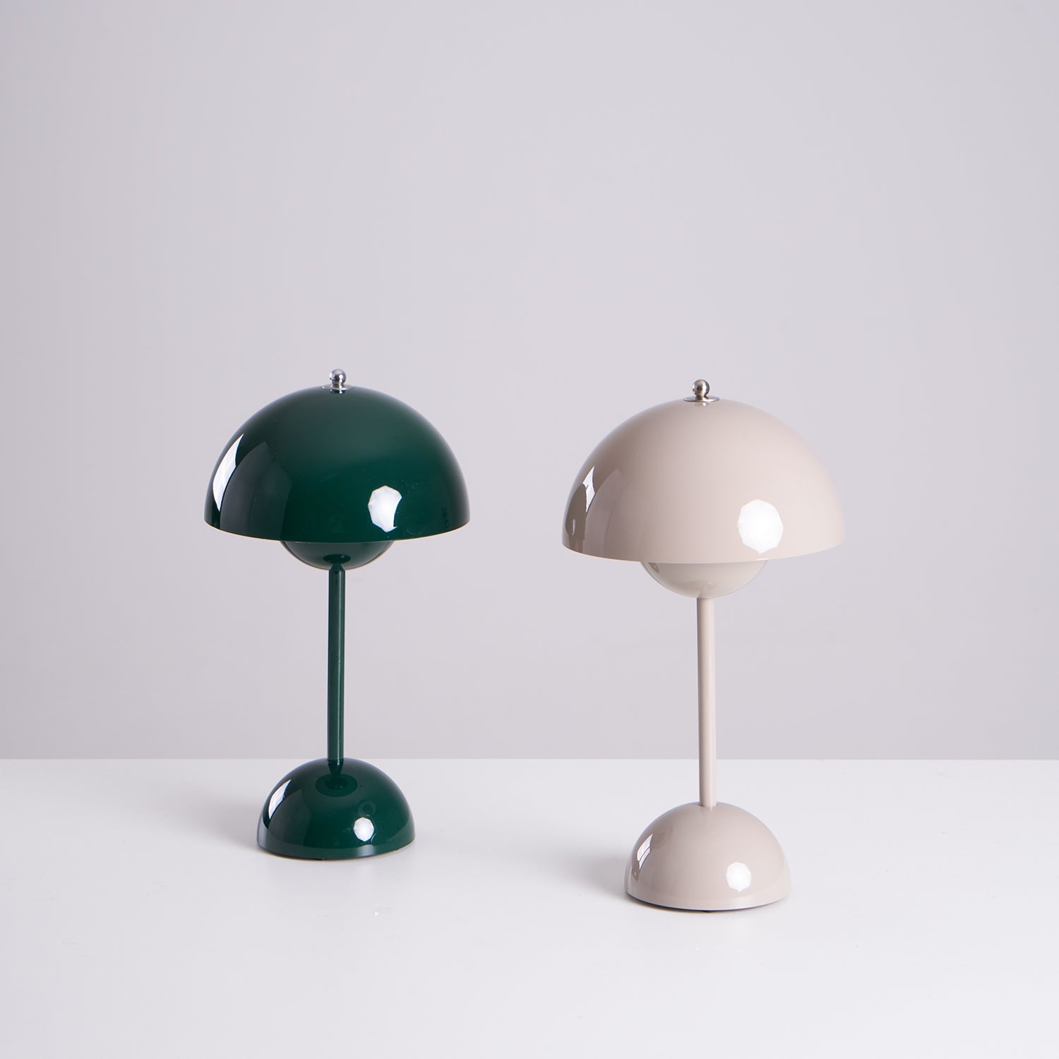 Desk Lamp Metal 6.3 in Rechargeable Tri-Color Small Table Light | Thomler