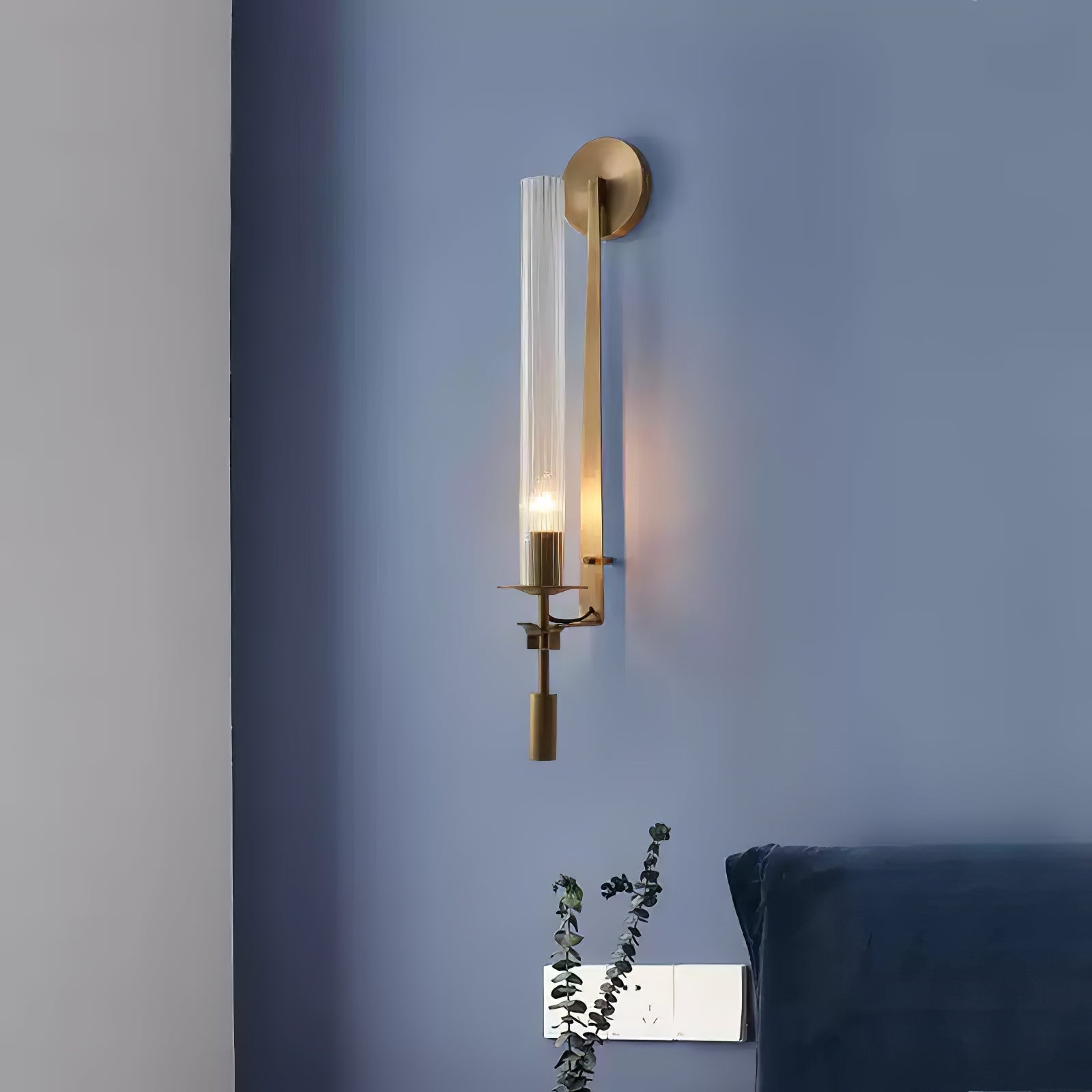 Brass Wall Sconce 28 in (71.0 cm) Clear Glass Indoor Lighting Minimalist Edison Bulb Fixture | Thomler