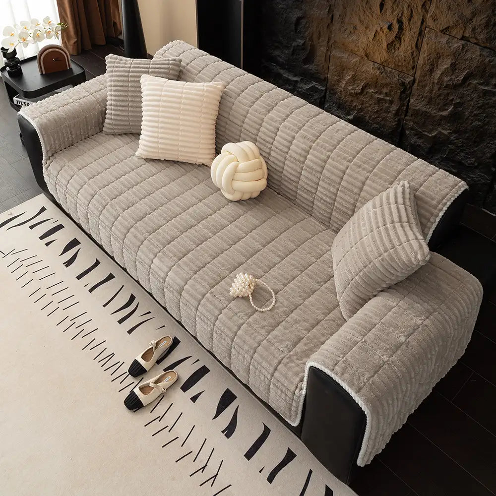 Quilted Furniture Protector with Moisture Barrier Non-Skid Backing for Couch Loveseat Chair Pet-Friendly Machine Washable Soft Flannel | Thomler