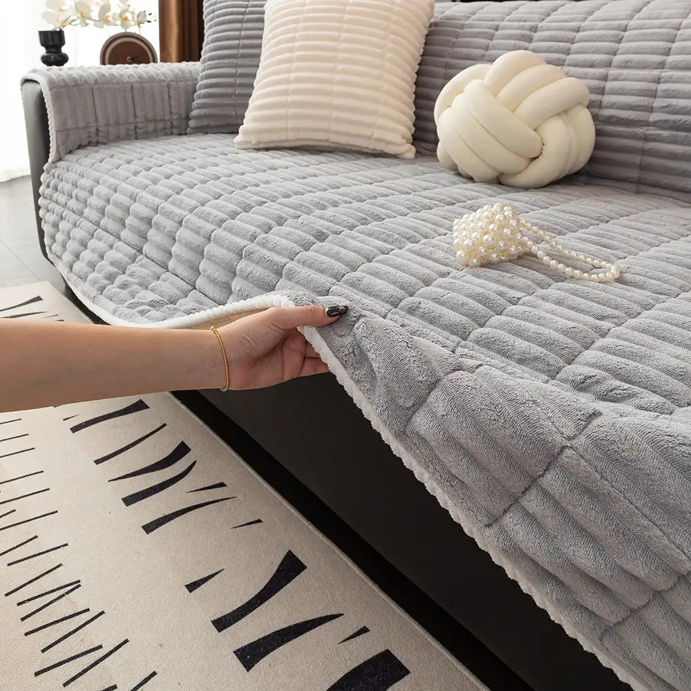 Quilted Furniture Protector with Moisture Barrier Non-Skid Backing for Couch Loveseat Chair Pet-Friendly Machine Washable Soft Flannel | Thomler