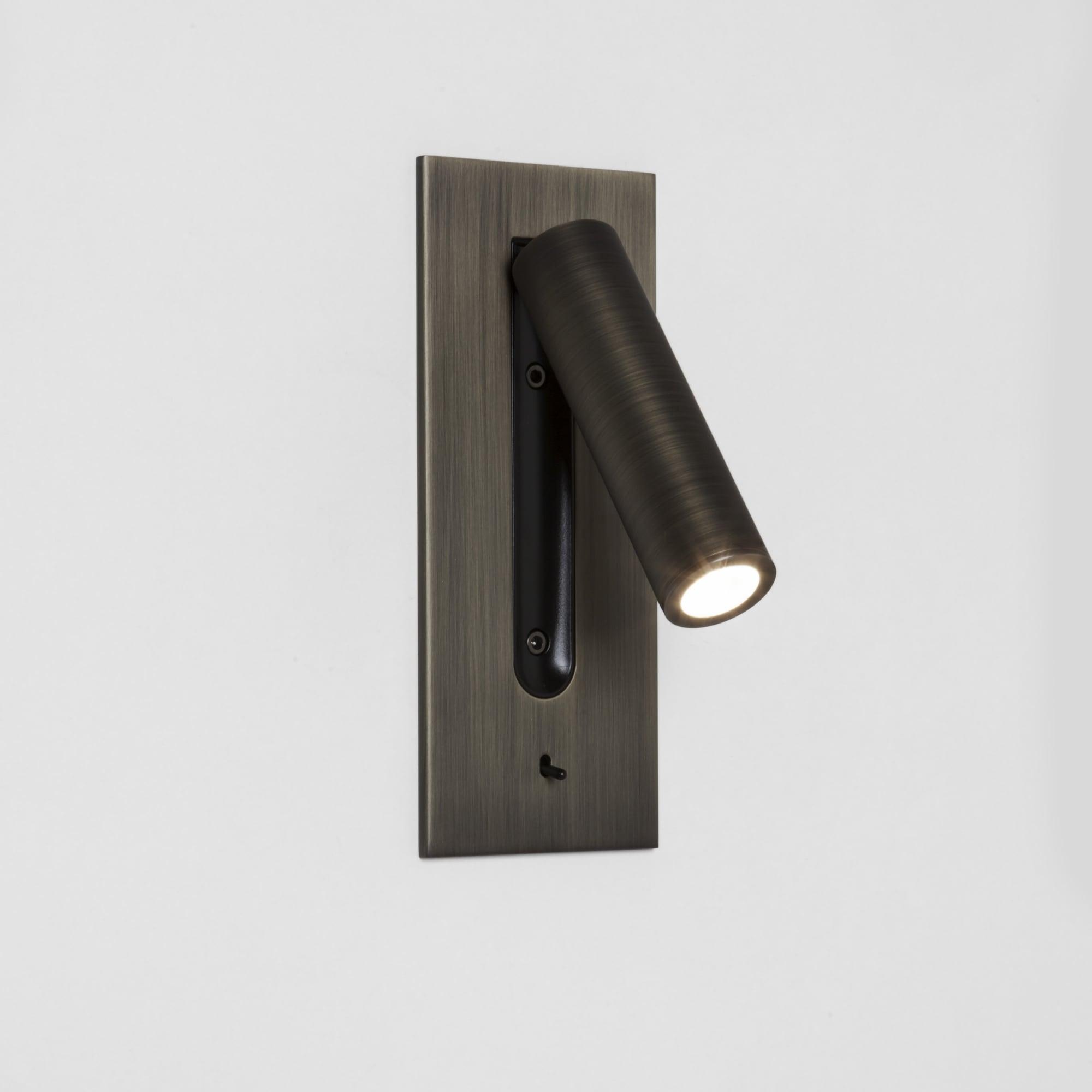 Industrial Wall Sconce with Integrated LED & Toggle Switch – Aluminum Metal Light Fixture for Living Room, Hallway, Bedroom & Home Office | Thomler