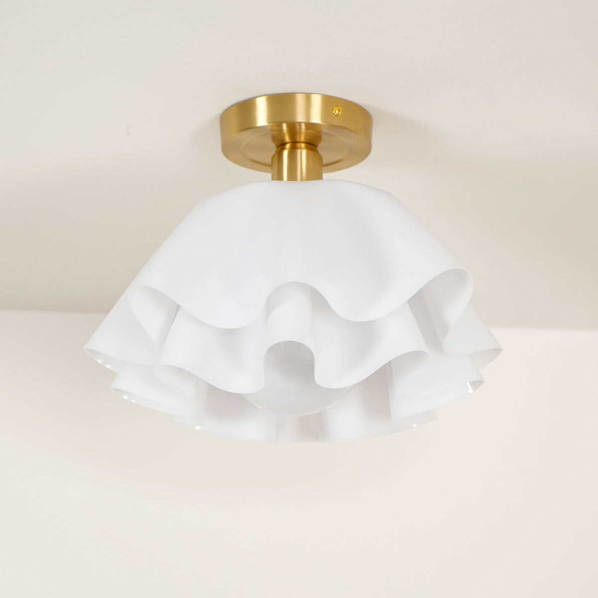 Sculptural Pleated Flush Mount Ceiling Fixture – Contemporary Floral Design for Dining & Living Rooms | Thomler