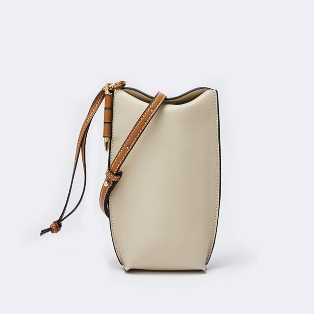 Compact Leather Crossbody Phone Pouch for Women – Hands-Free Everyday Carry with Card Slots & Adjustable Strap | Thomler
