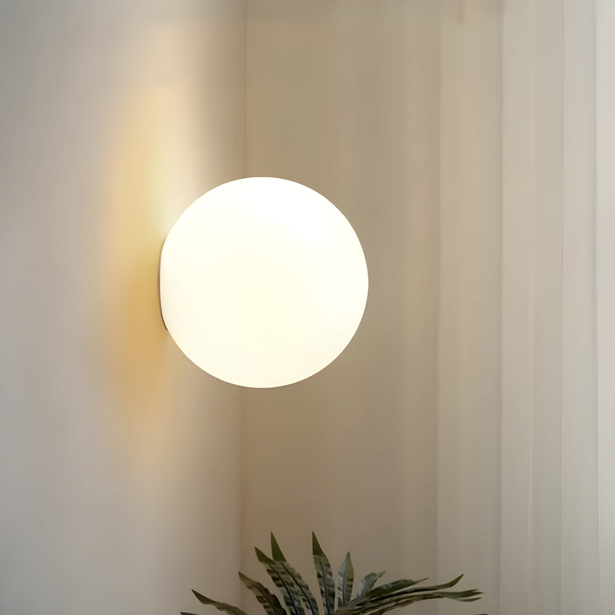 Frosted Glass Globe Wall Sconce – Modern Sphere Light Fixture for Bedroom, Living Room & Hallway | Thomler