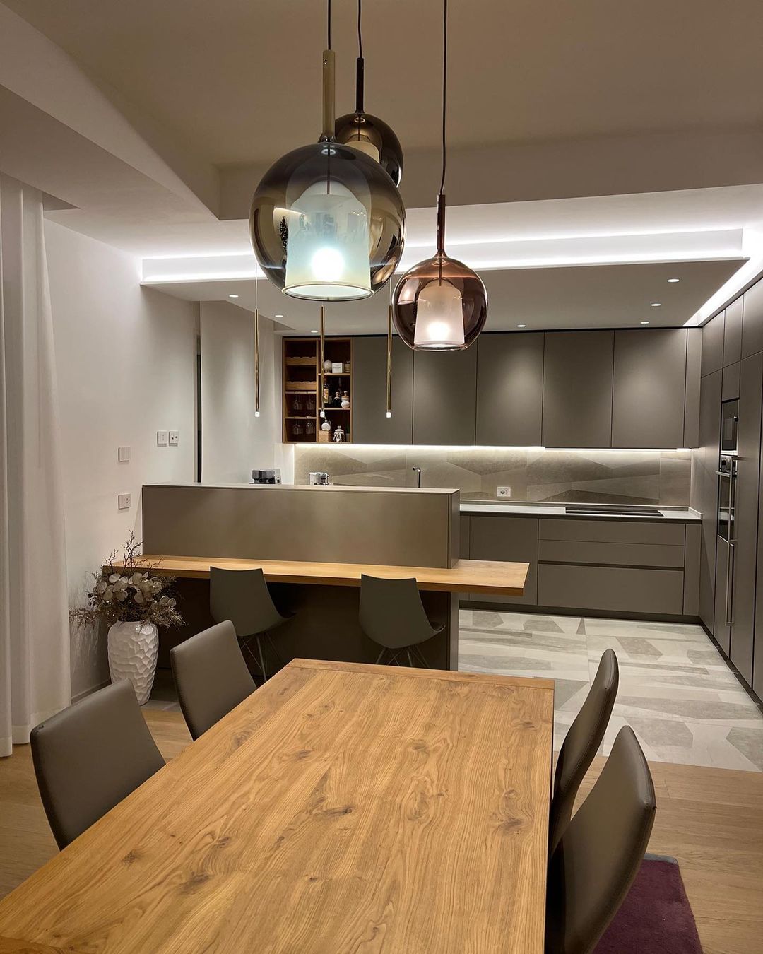 Pendant Light Glass Dome 9.8 in Indoor Dining Room Kitchen Island Ceiling Lamp | Thomler
