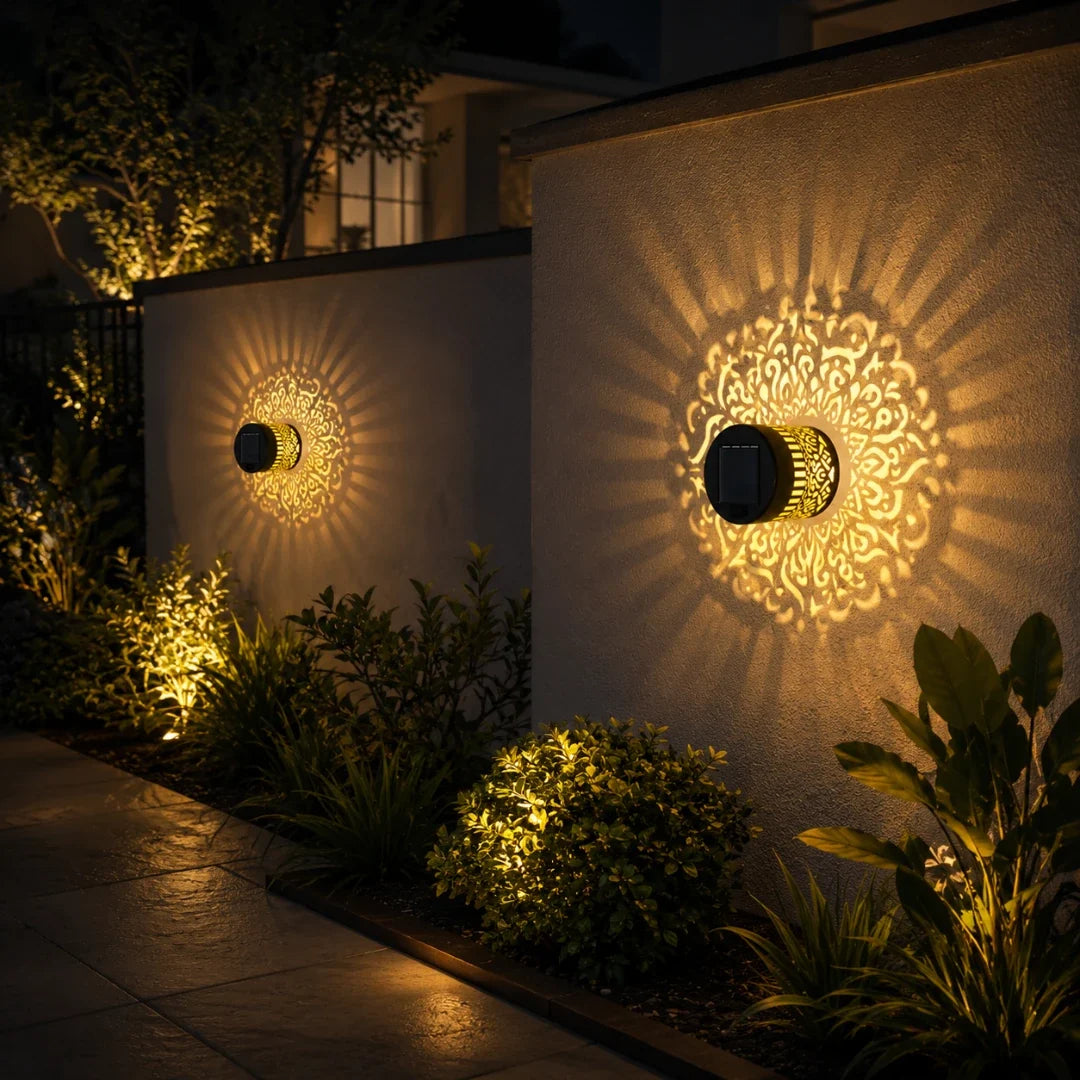 Solar LED Pattern Projector Wall Light – Weather-Resistant Metal Fixture for Patios & Gardens | Thomler