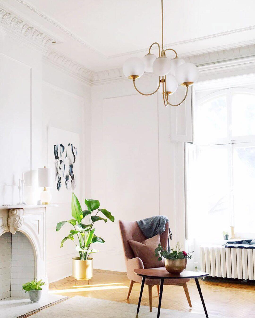 Chandelier Metal Glass 30 in x 27.6 in Indoor Ceiling Lighting | Thomler