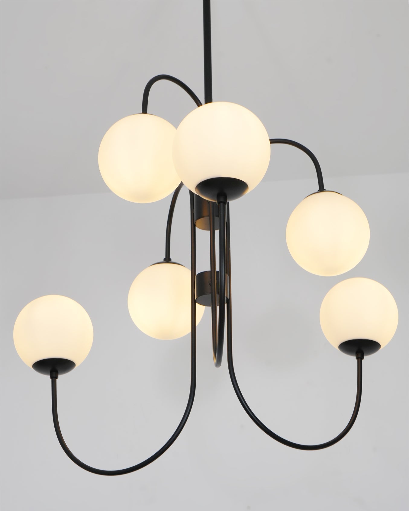 Chandelier Metal Glass 30 in x 27.6 in Indoor Ceiling Lighting | Thomler