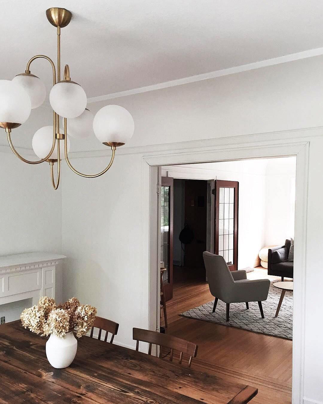 Chandelier Metal Glass 30 in x 27.6 in Indoor Ceiling Lighting | Thomler