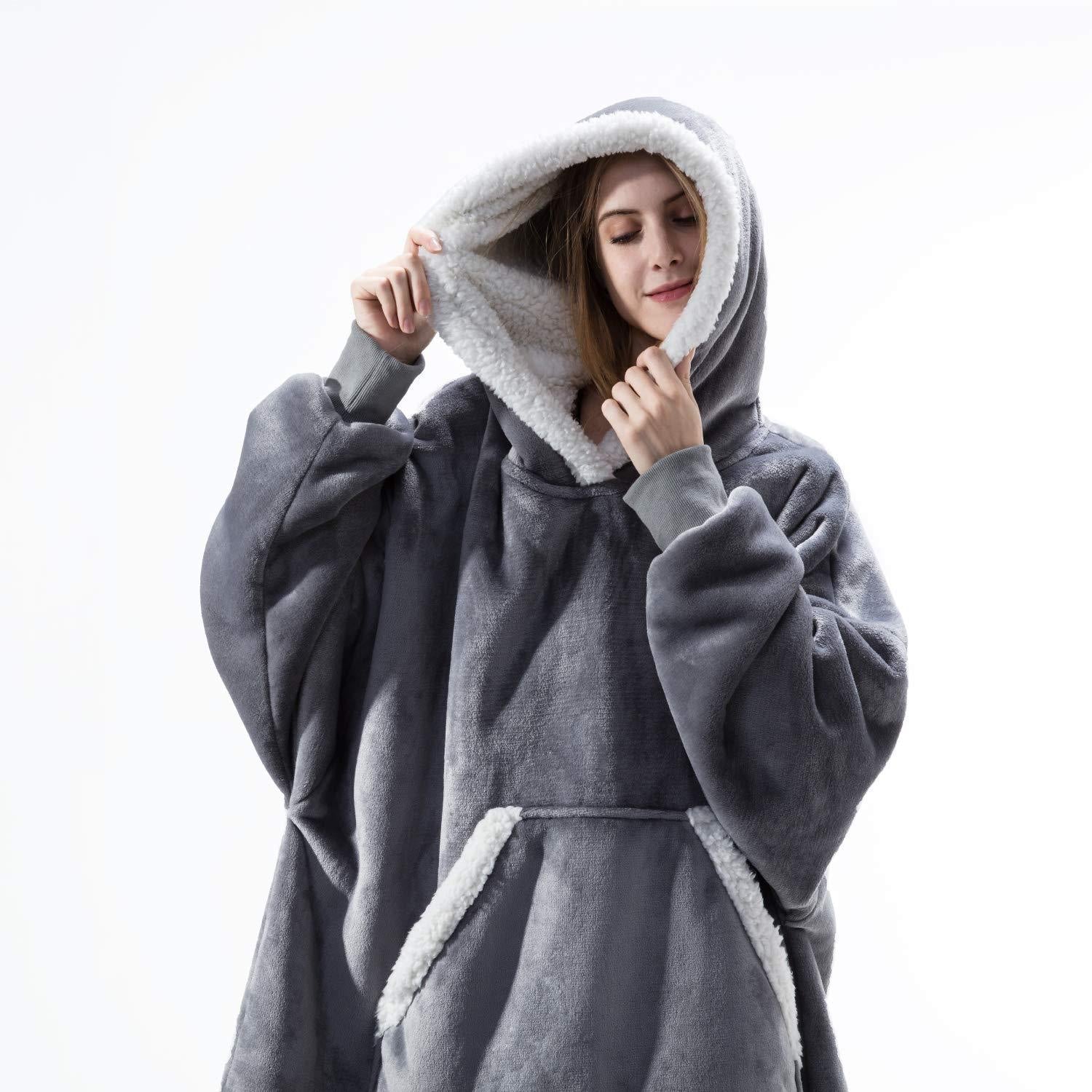 Oversized Wearable Blanket Hoodie with Pocket – Soft Fleece Throw for Couch & Bed – One Size Adults & Teens | Thomler