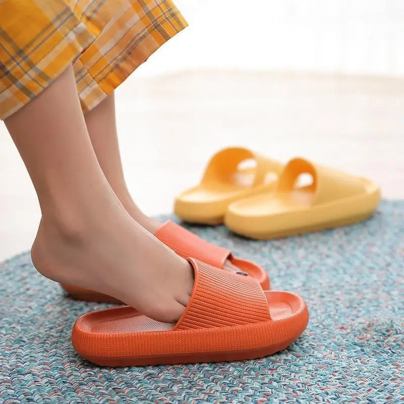 Ergonomic Cushioned Slide Sandals with Anti-Slip Tread for Indoor & Outdoor Wear | Thomler