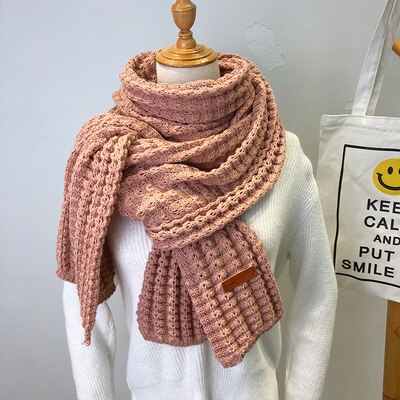 Handcrafted Women's Scarf – Soft Wrap Shawl for Fall & Winter Outfits, Elegant Fashion Accessory | Thomler