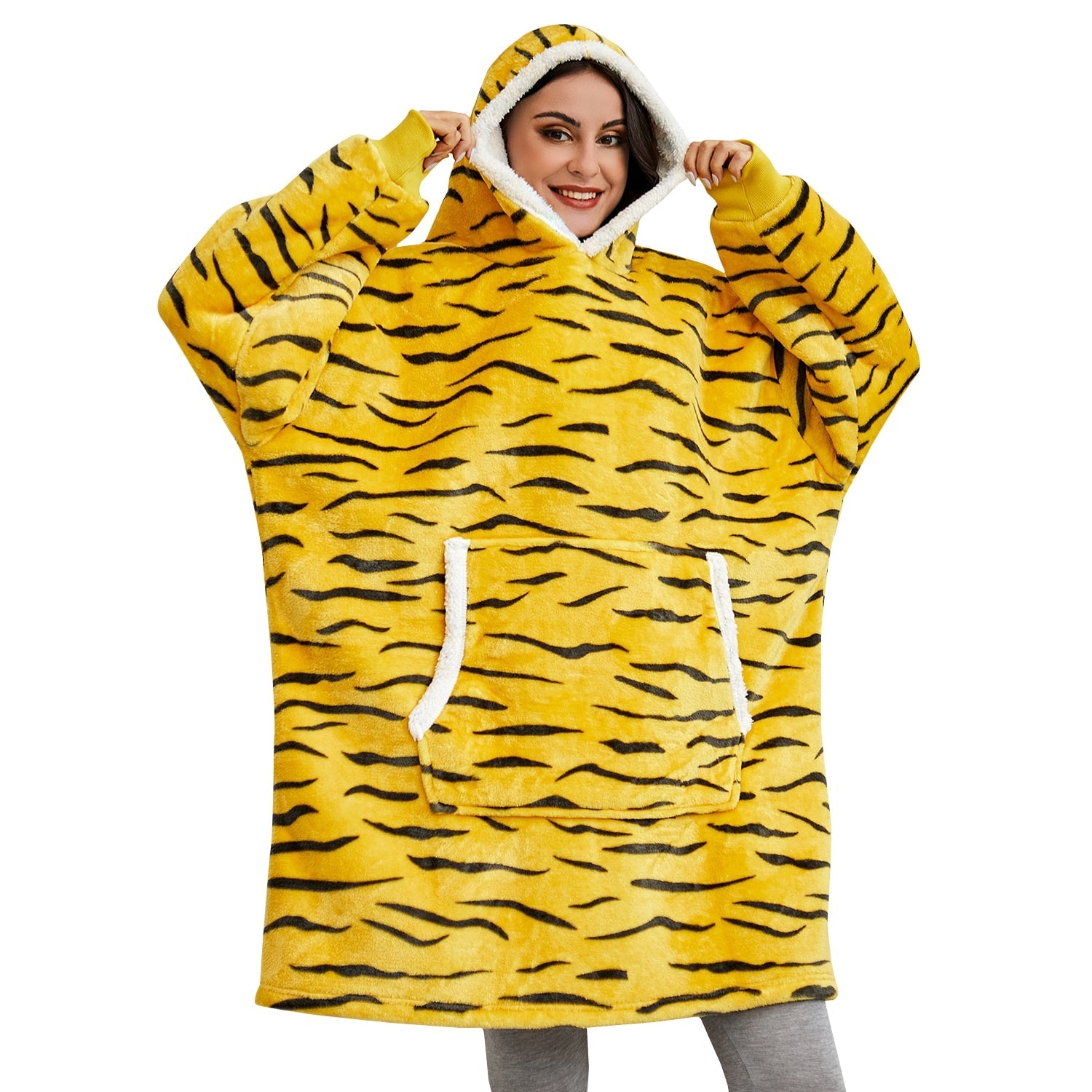 Oversized Wearable Blanket Hoodie with Pocket – Soft Fleece Throw for Couch & Bed – One Size Adults & Teens | Thomler