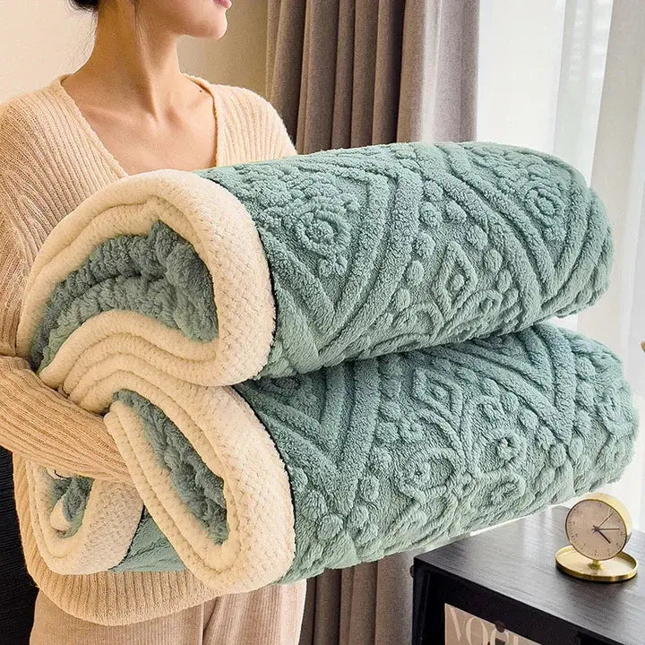 Reversible Sherpa Fleece Blanket – Double-Sided Plush Throw for Couch, Bed & Year-Round Comfort | Thomler