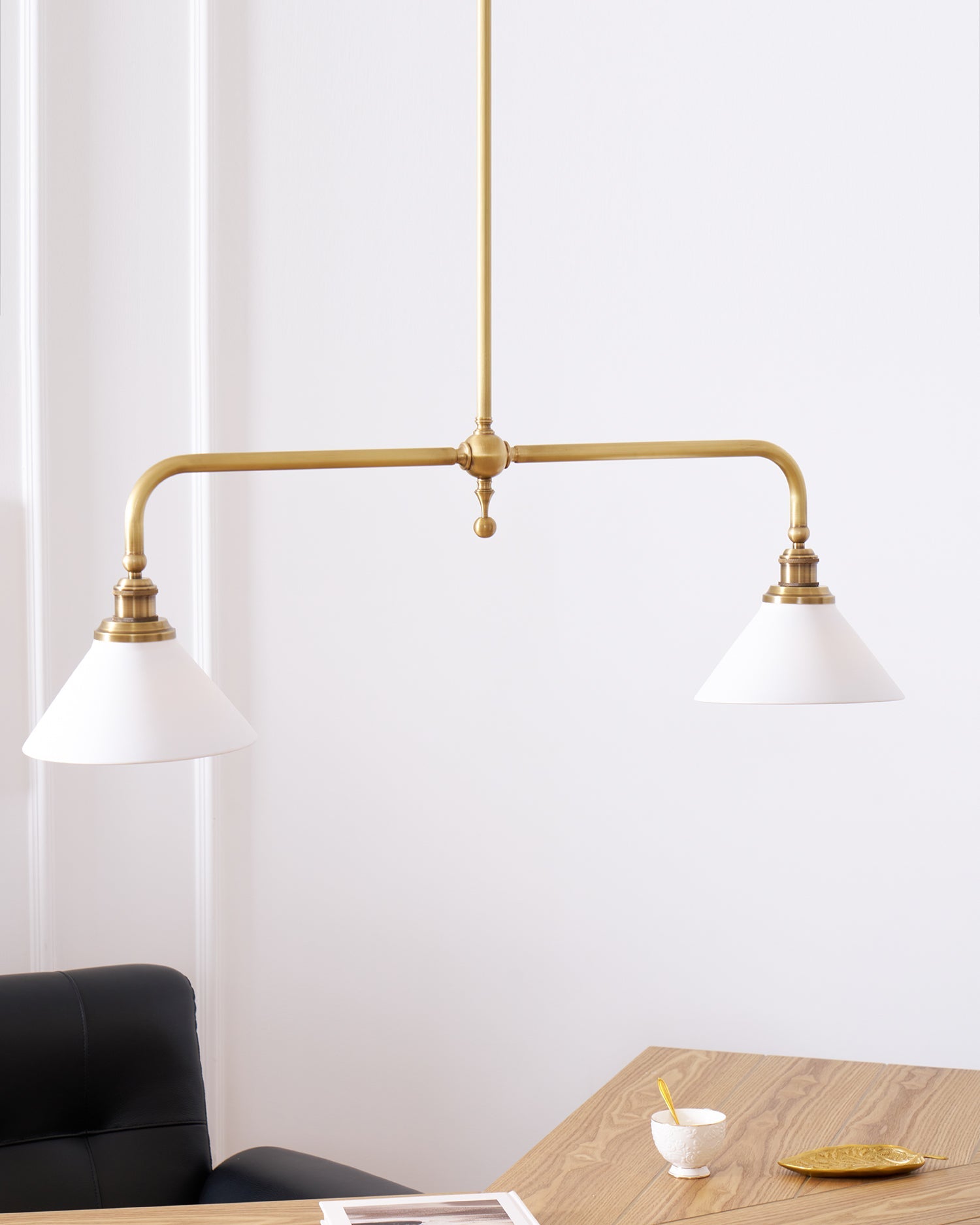 Pendant Light Aluminum Ceramic 40 in Adjustable Dining Table Island Hanging Ceiling Lamp White Modern Minimalist Lighting | Thomler