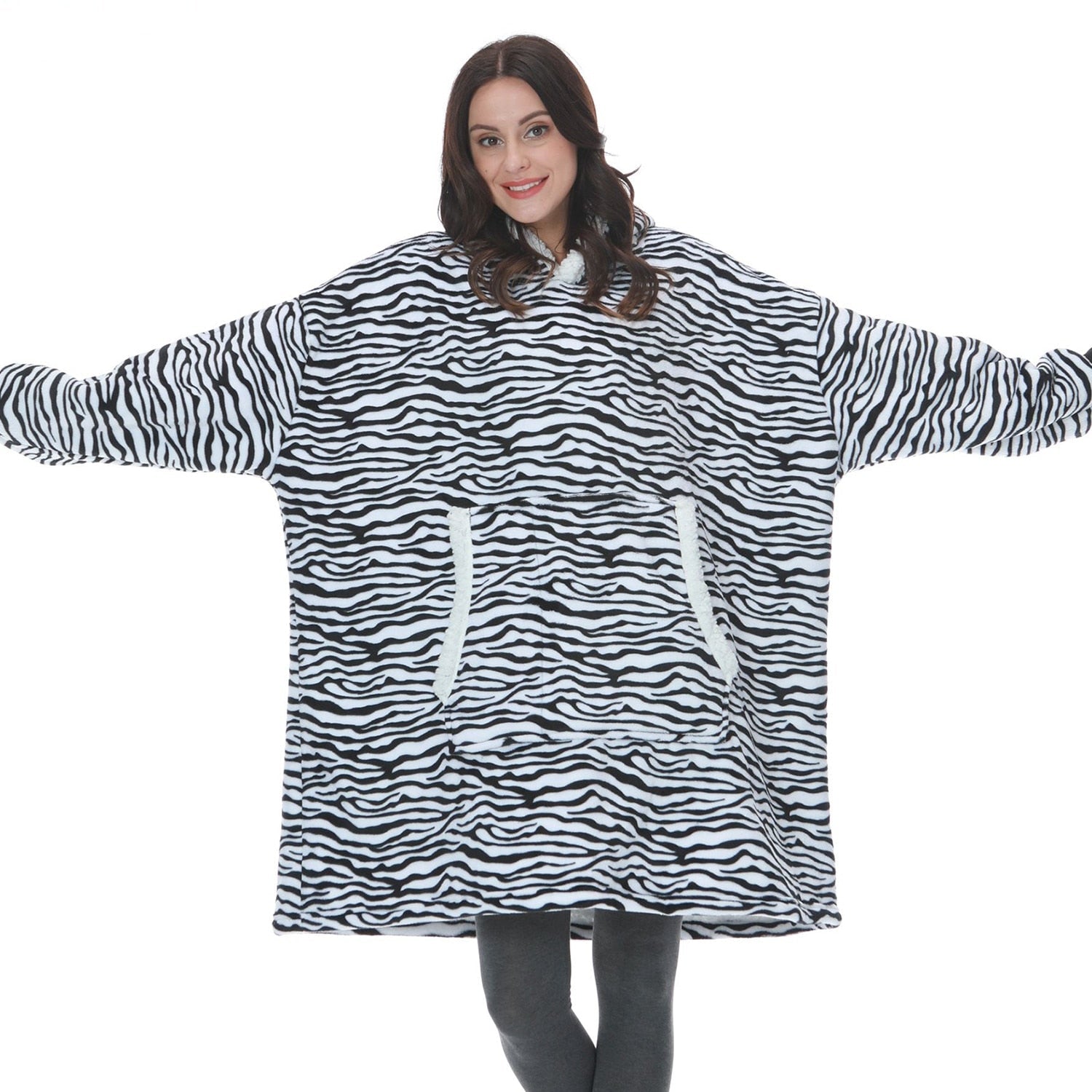 Oversized Wearable Blanket Hoodie with Pocket – Soft Fleece Throw for Couch & Bed – One Size Adults & Teens | Thomler