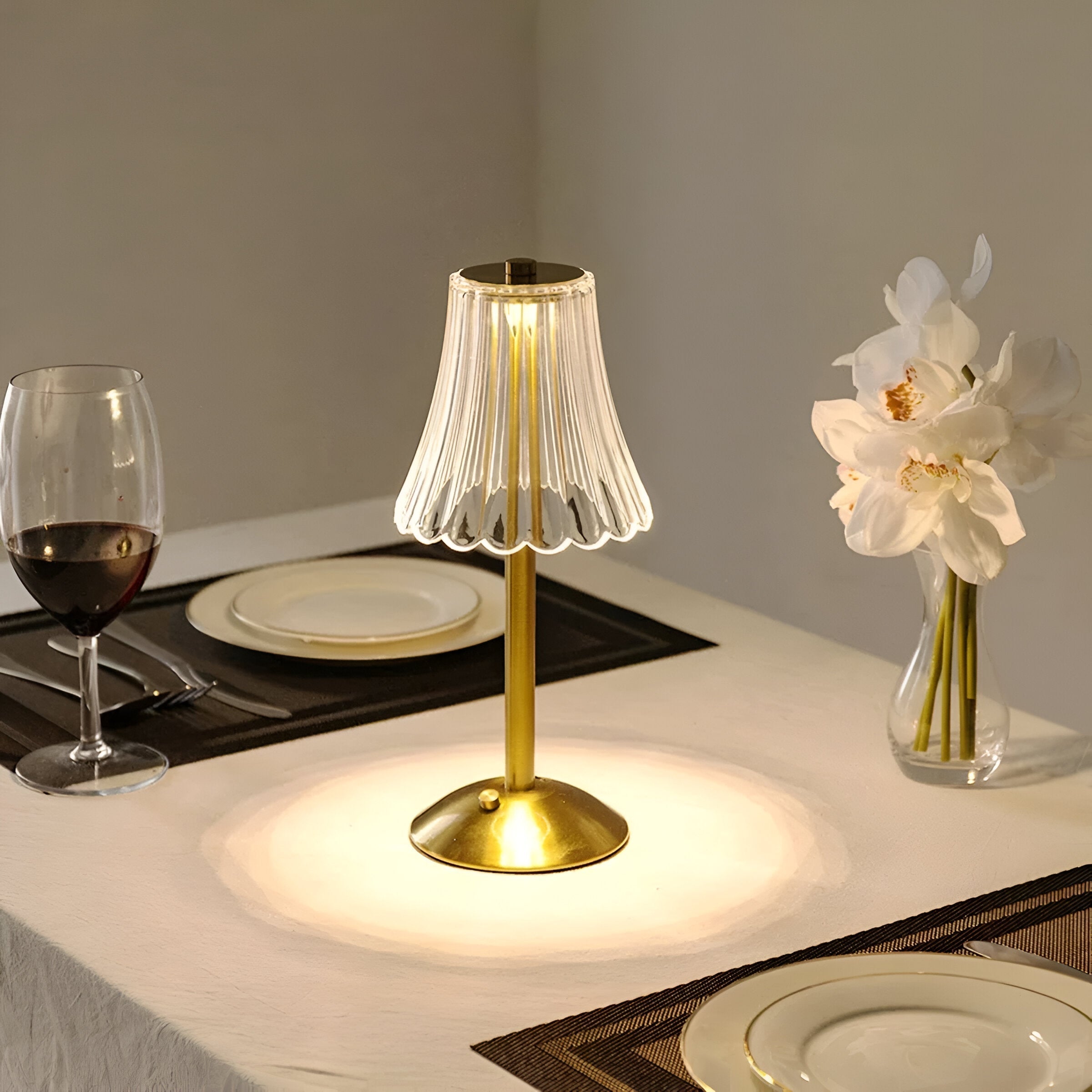 Table Lamp Glass Shade 15.0 cm Wireless Rechargeable Bedroom Bedside Touch Dimmable Vintage Desk Lighting | Thomler