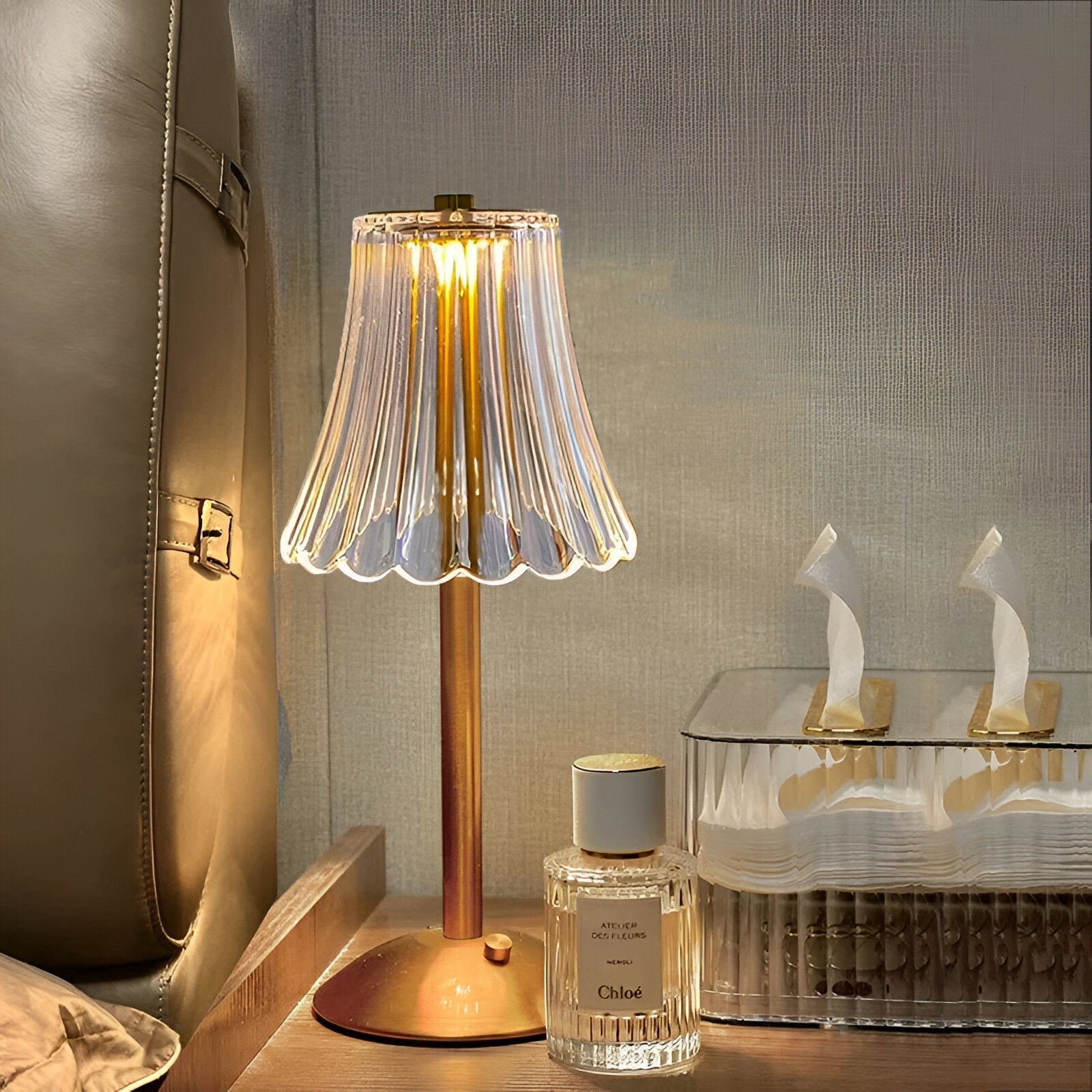Table Lamp Glass Shade 15.0 cm Wireless Rechargeable Bedroom Bedside Touch Dimmable Vintage Desk Lighting | Thomler