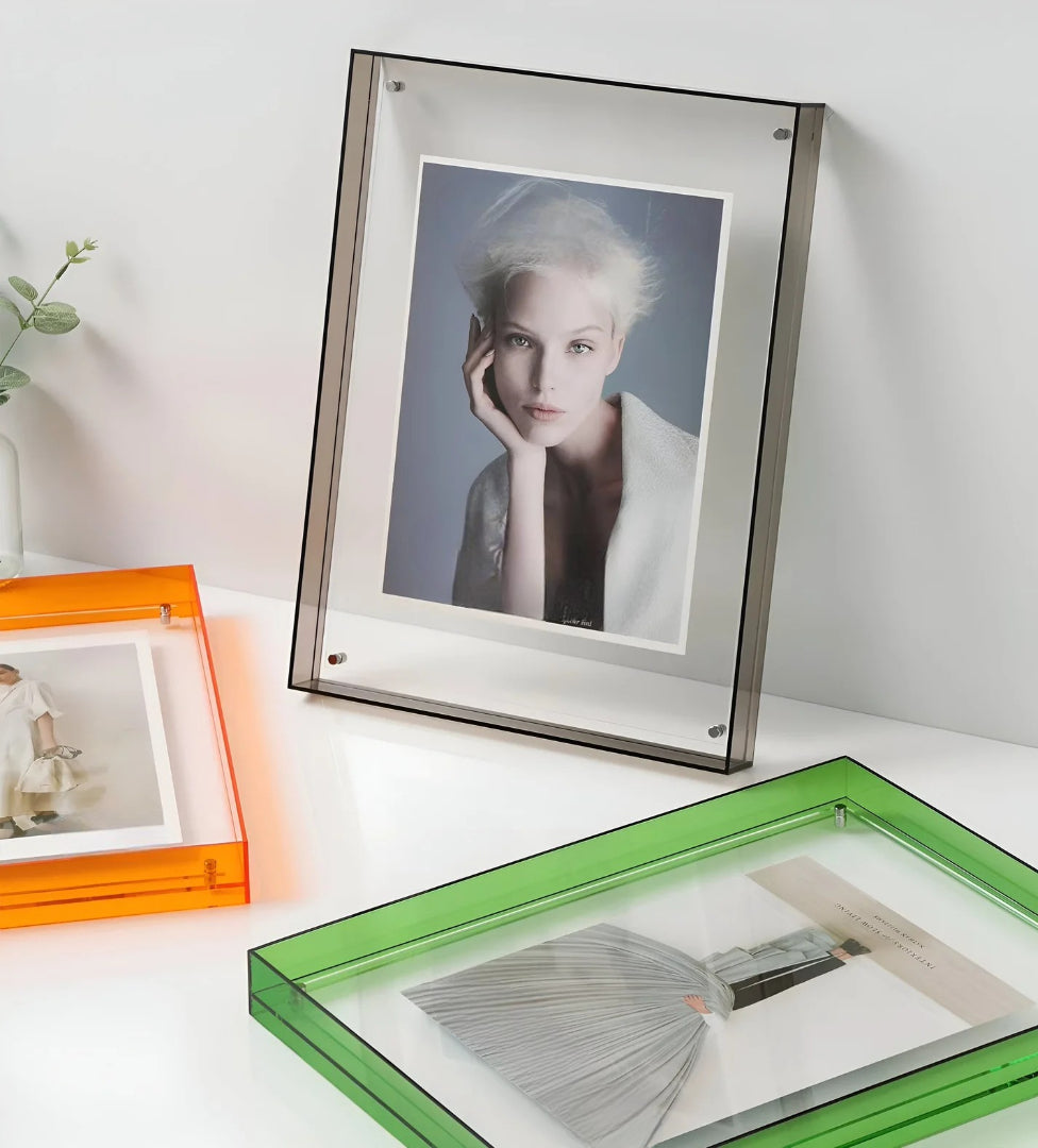 Clear Acrylic Picture Frame – Modern Floating Display for Desk & Wall | Thomler