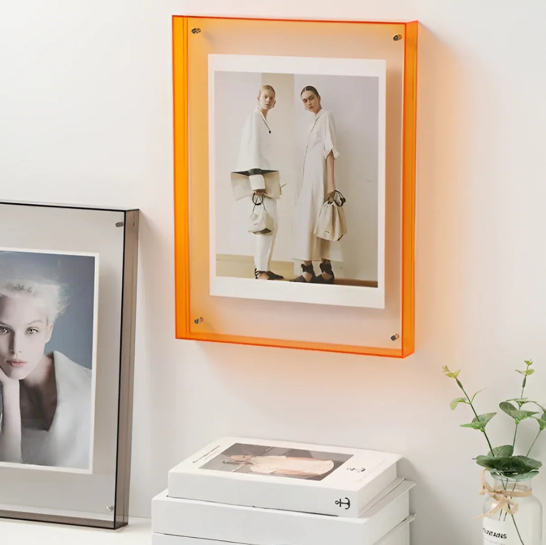 Clear Acrylic Picture Frame – Modern Floating Display for Desk & Wall | Thomler