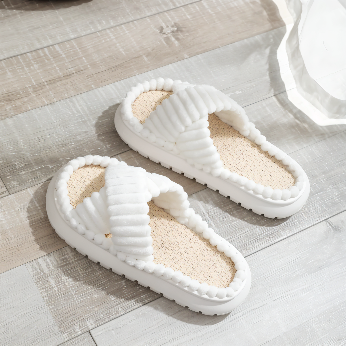 Fleece-Lined Criss-Cross House Slippers for Women & Men – Cozy Indoor Footwear with Cushioned EVA Sole | Thomler