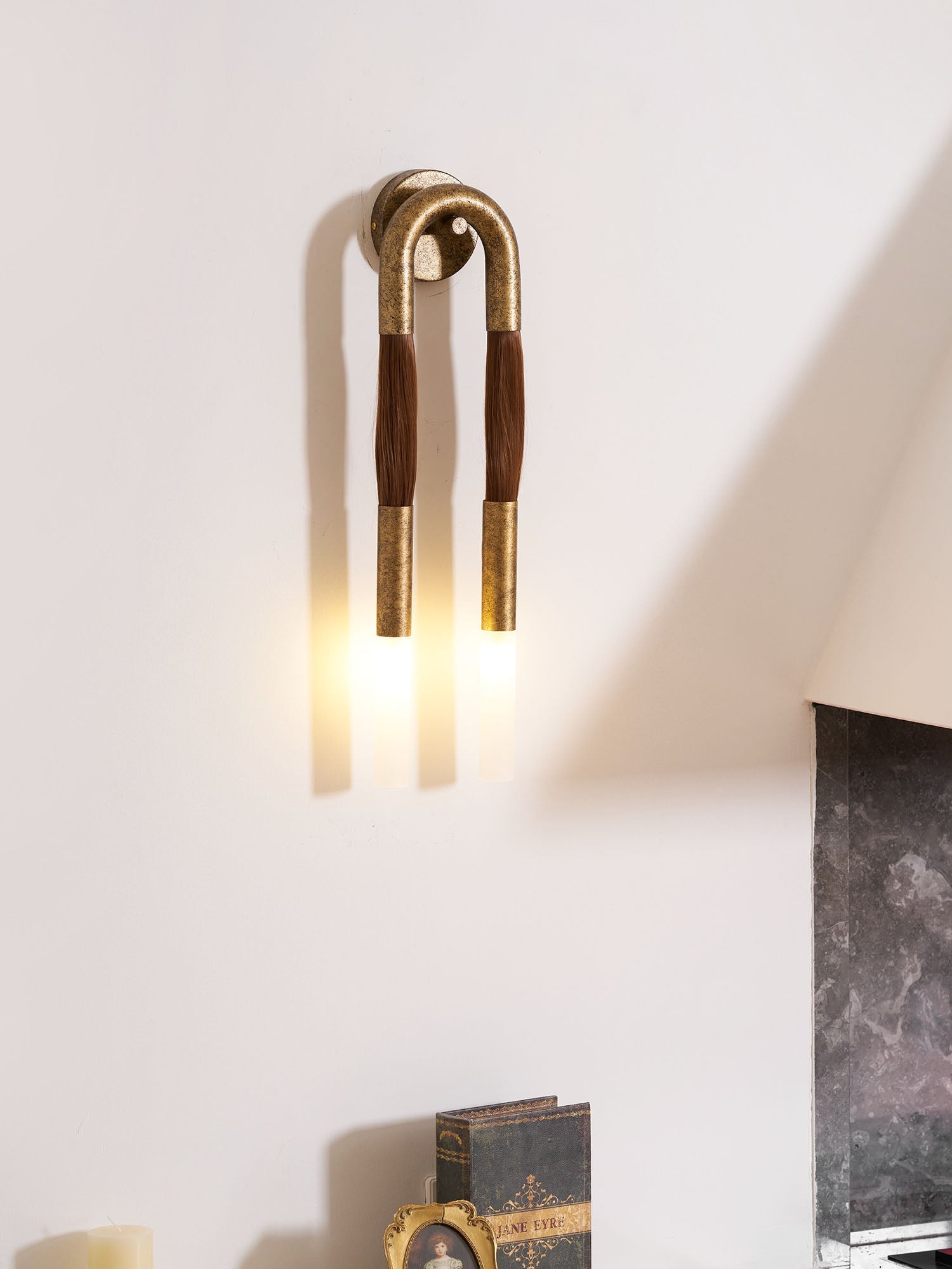 Iron Wall Lamp 26.4 in (67.0 cm) Horsehair Style Indoor Bedroom Living Room Decorative Lighting | Thomler