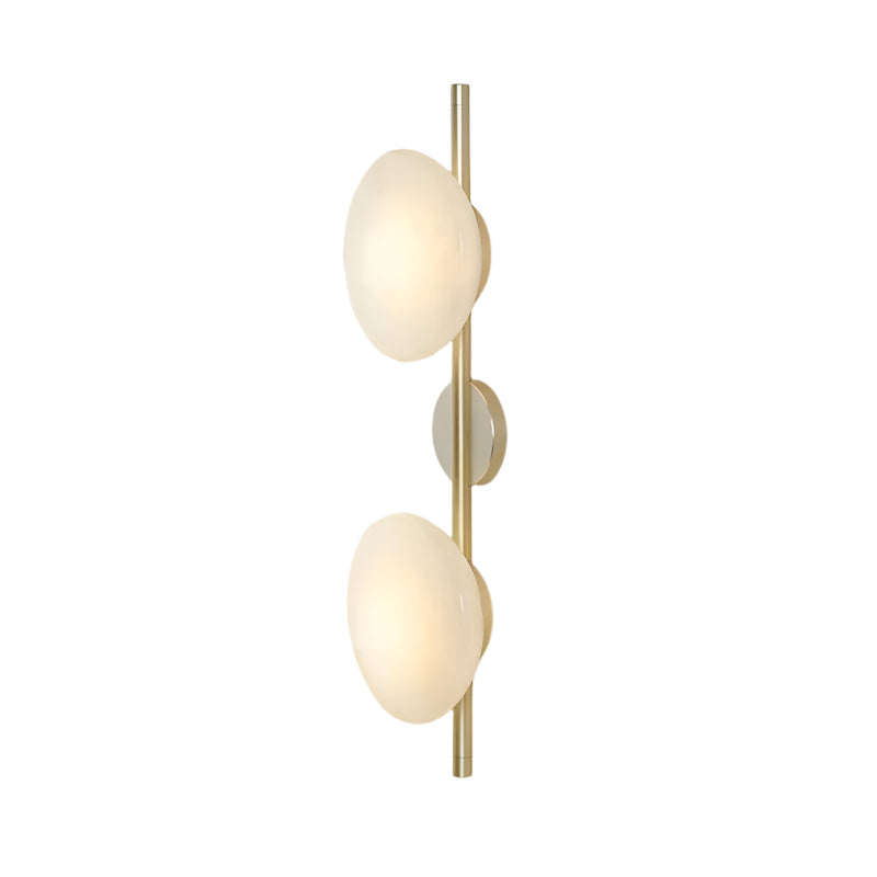 Navando | Mondgeblazen glas wandlamp met aluminium frame