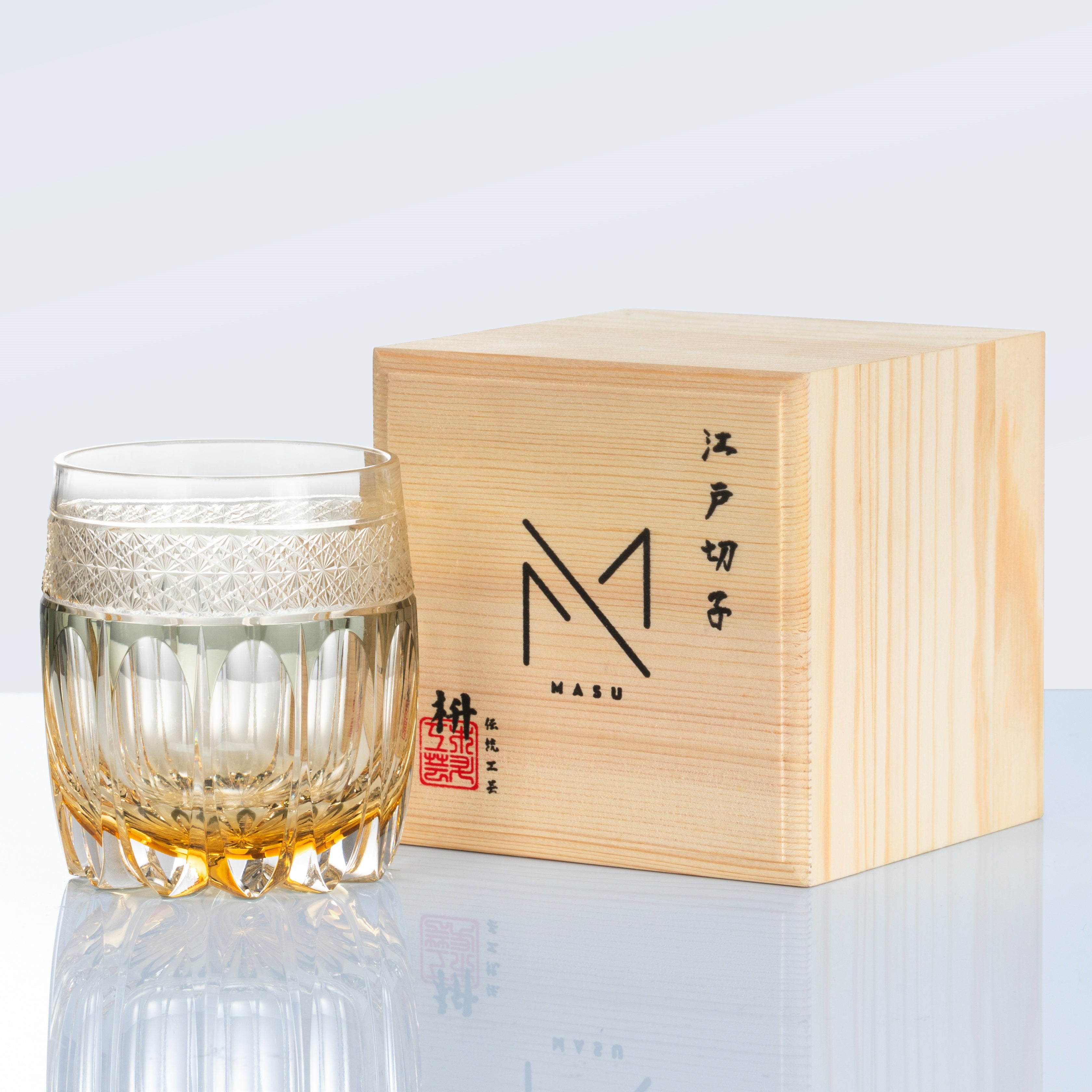 Hand-Cut Crystal Whisky Glass with Starburst Pattern, Gift-Boxed Japanese Tumbler for Spirits | Thomler