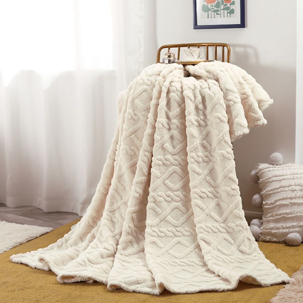 Plush Textured Fleece Throw Blanket – Year-Round Softness for Couch, Bed & Travel – Breathable 3D Knit Design – Perfect for Living Room | Thomler