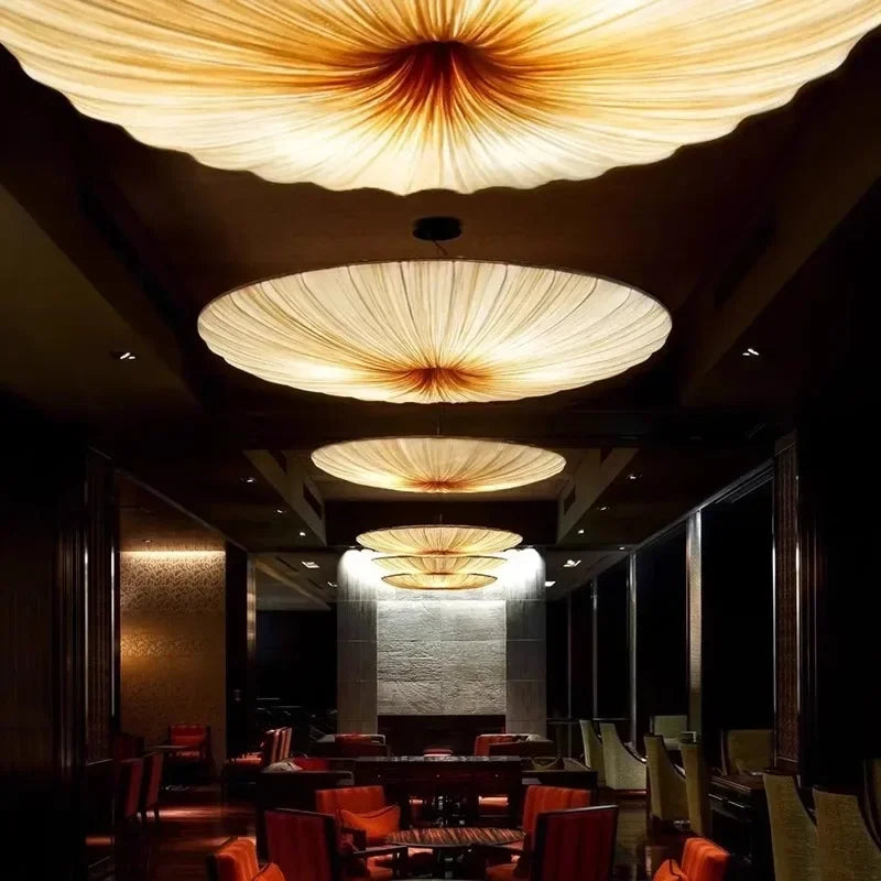 Pleated Pendant Light with Sculptural Fabric Shade – Modern Dining Room Chandelier for Minimalist Interiors | Thomler