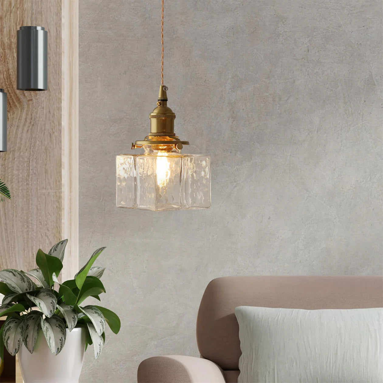 Pendant Light Brass Glass 7.1 in Adjustable Indoor Ceiling Lamp Dining Room Kitchen Island Lighting Fixture Modern Decorative Hanging Light | Thomler