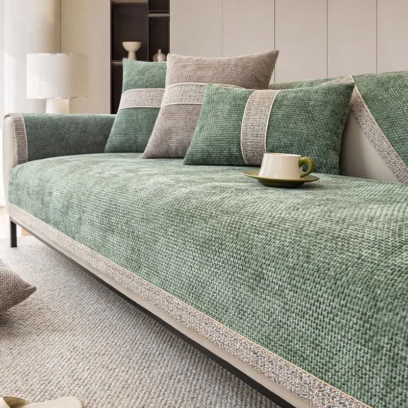 Protective Furniture Throw with Anti-Slip Backing for Couches & Chairs | Thomler