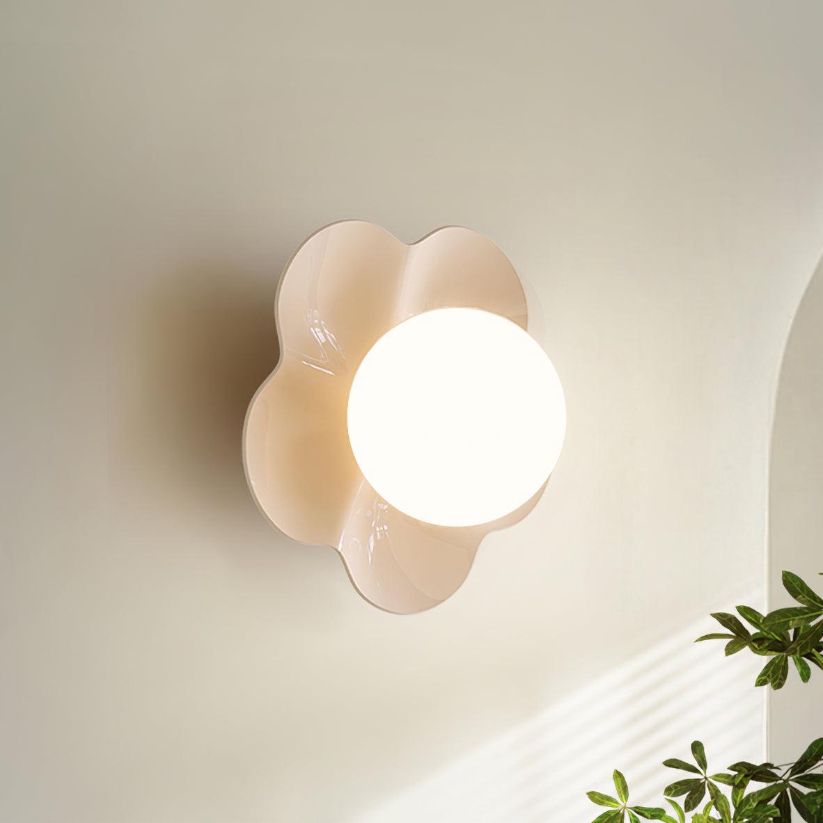 Flower-Shaped Resin Wall Sconce with Frosted Glass Shade – LED G9 Socket, Playful Modern Decor for Bedroom, Nursery & Living Room | Thomler
