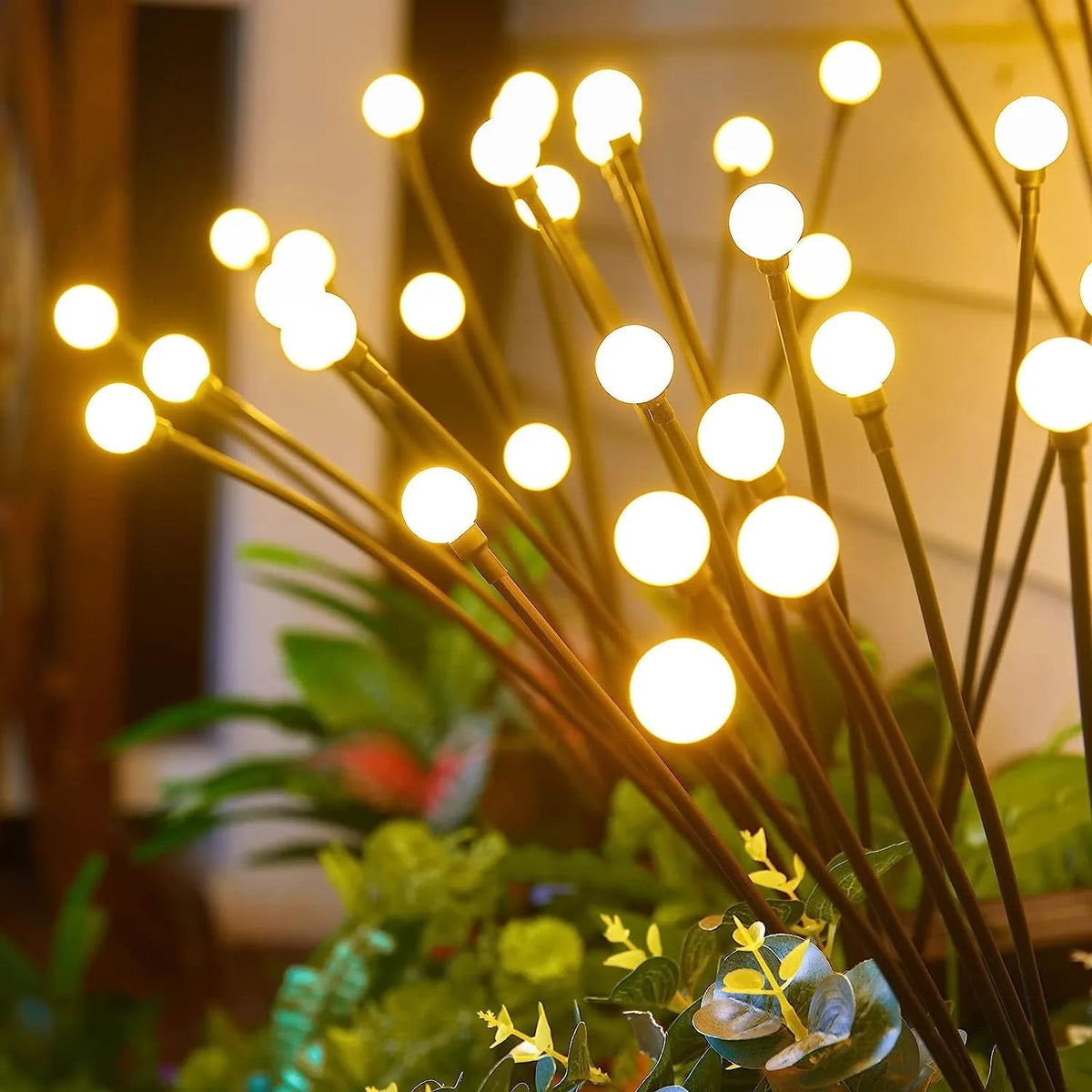 Solar LED Garden Stake Light – Flickering Firefly Glow for Outdoor Pathways & Lawns | Thomler