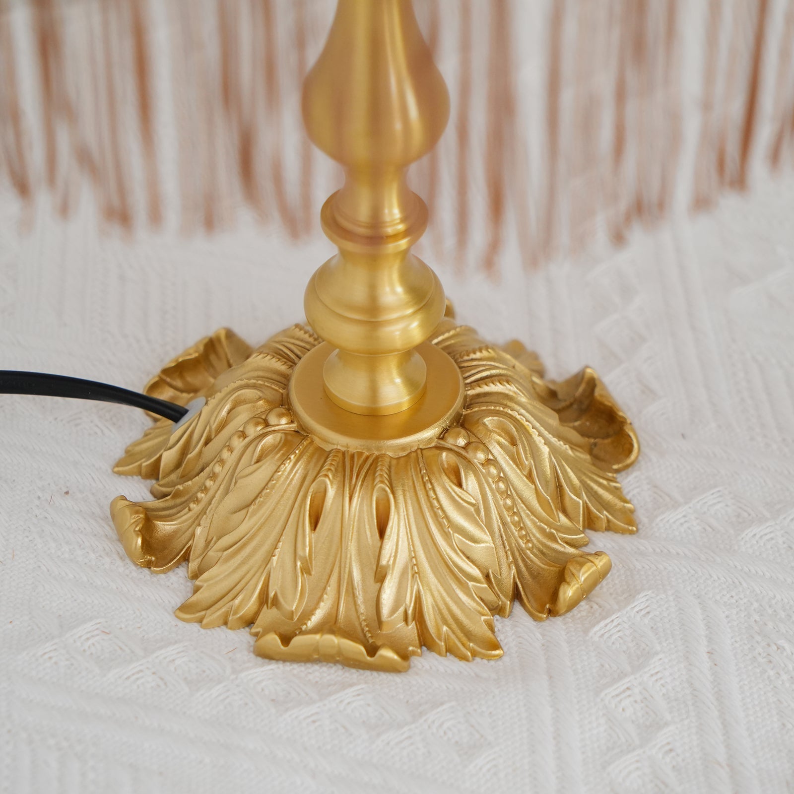 Table Lamp Brass Fabric 9.4 in Red Indoor Accent LED Edison Bulb Use Decorative Nightstand Lighting | Thomler