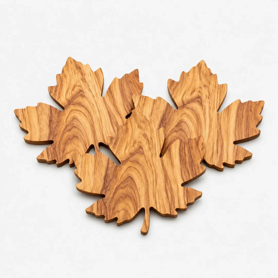 Wooden Maple Leaf Coaster Set – Natural Grain Wood Drink Mat for Coffee Table, Desk & Dining | Thomler