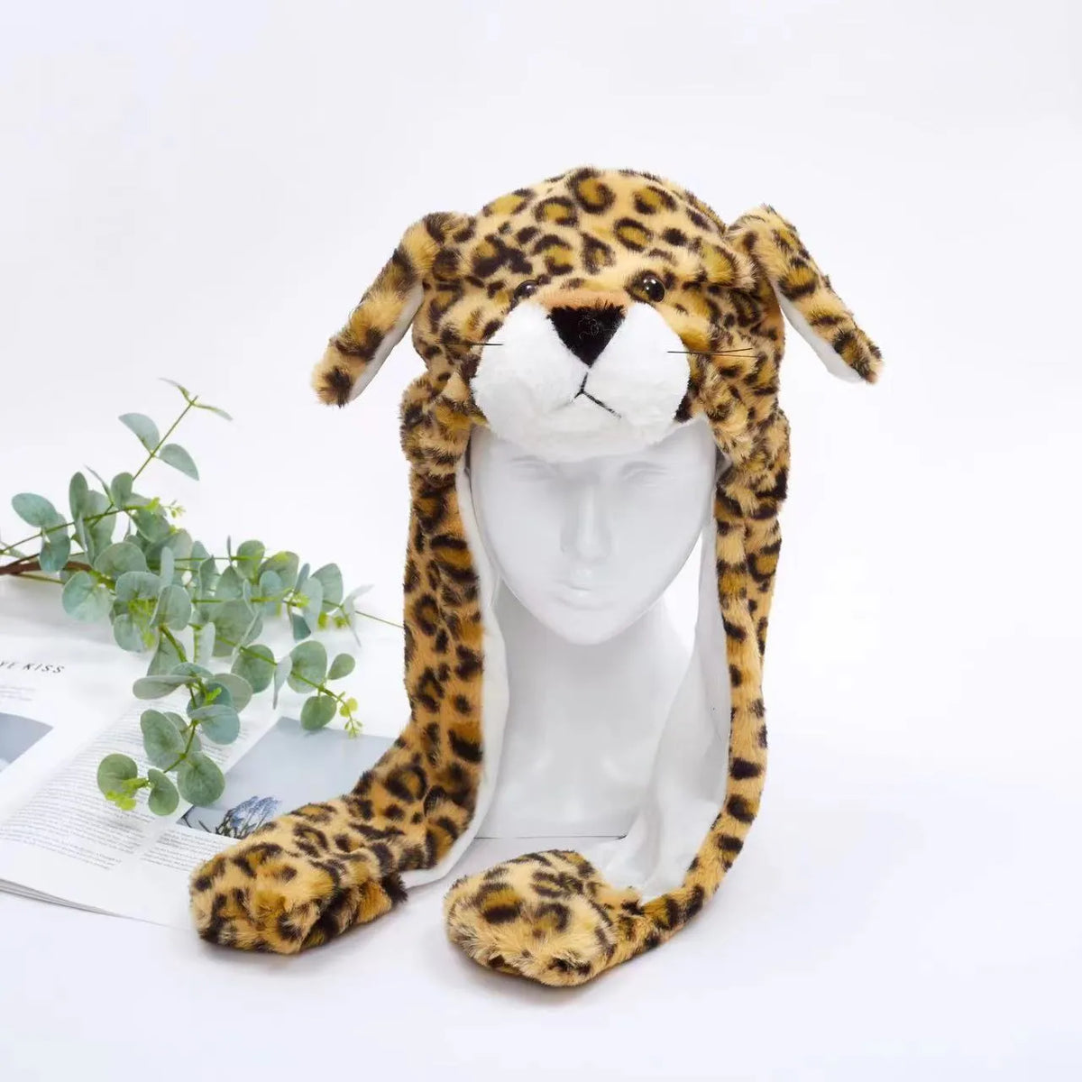 Plush Hat with Pop-Up Ears for Kids & Adults – Interactive Cosplay Beanie with Squeeze Paws | Fun Winter Accessory for Parties, Christmas | Thomler